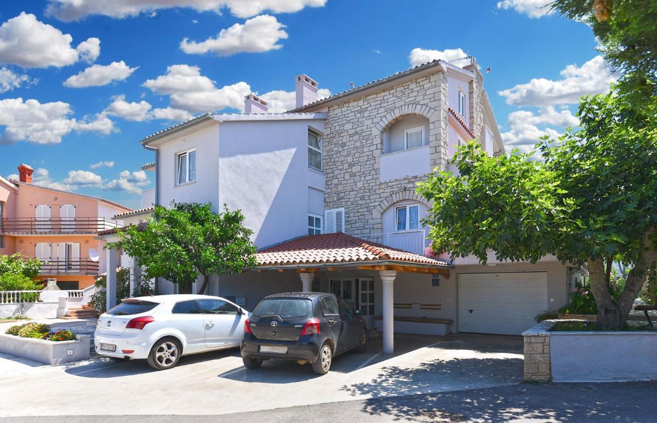 Double Room With Pool 2261 Medulin Exterior foto